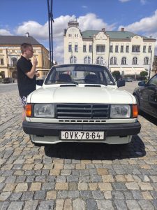 Škoda 120L front view